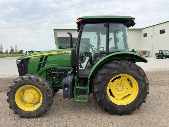 2021 John Deere 5090E - Photo6