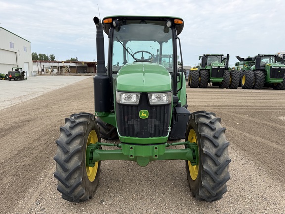 2021 John Deere 5090E - Photo8