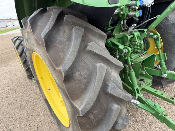 2021 John Deere 5090E - Photo14