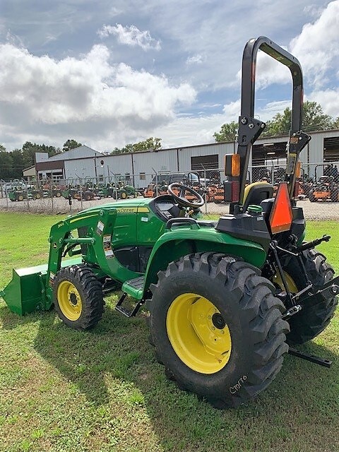 2023 John Deere 3025E Image 4