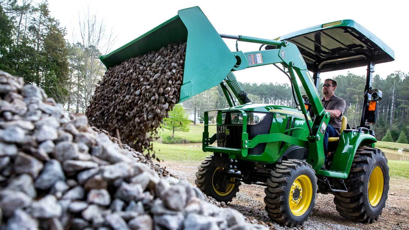 2023 John Deere 3025E Image 6