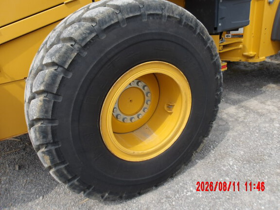 2023 John Deere 624P