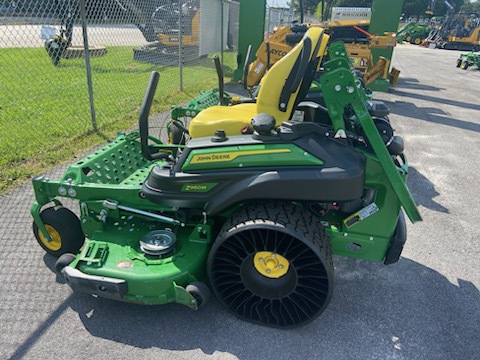 2021 John Deere Z960M Image 1