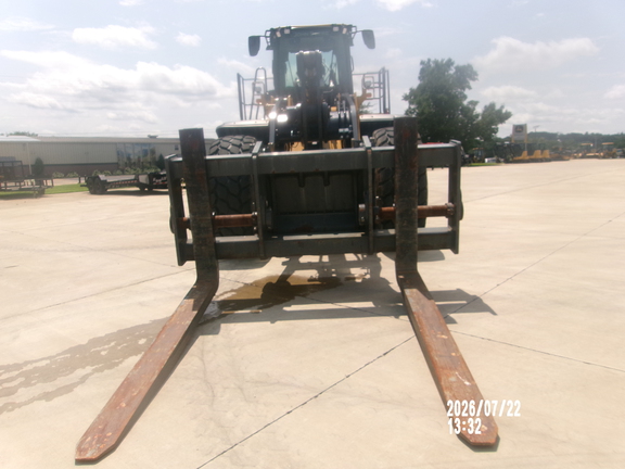 2023 John Deere 824P
