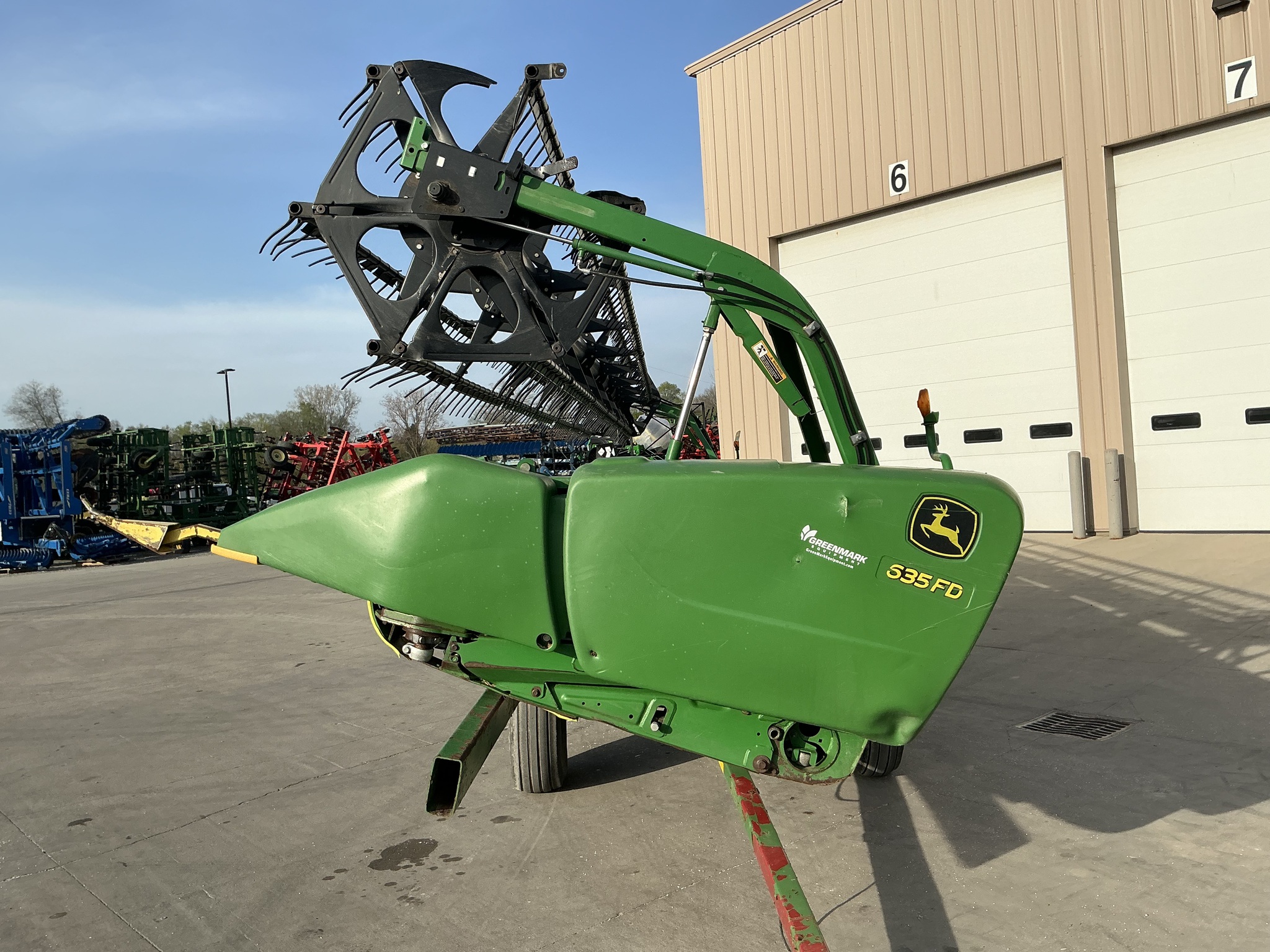 2012 John Deere 635FD Image 8
