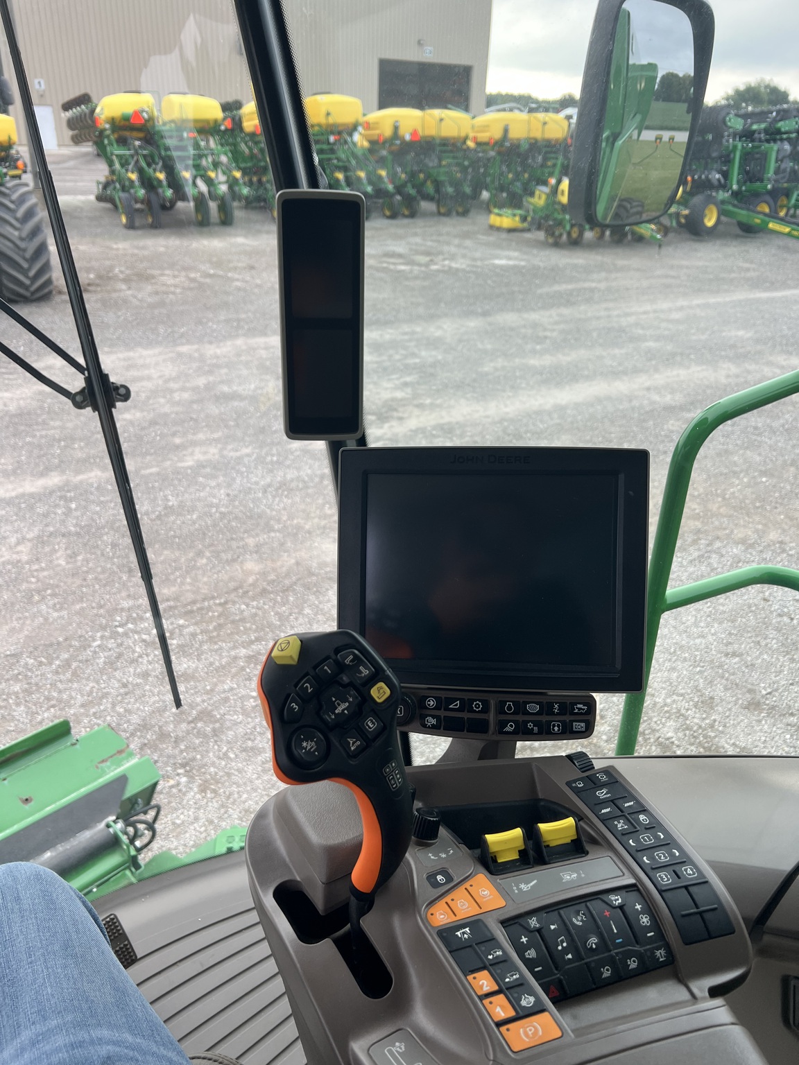 2023 John Deere S780 Image 24