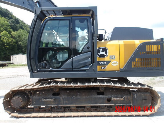 2024 John Deere 210 P