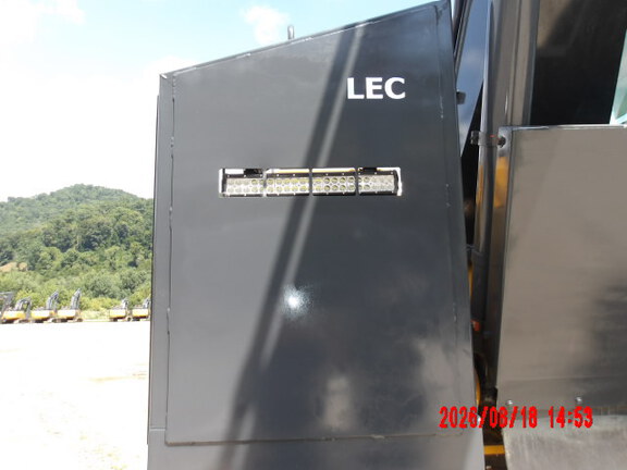 2024 John Deere 210 P