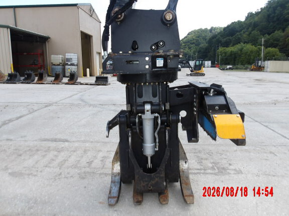 2024 John Deere 210 P