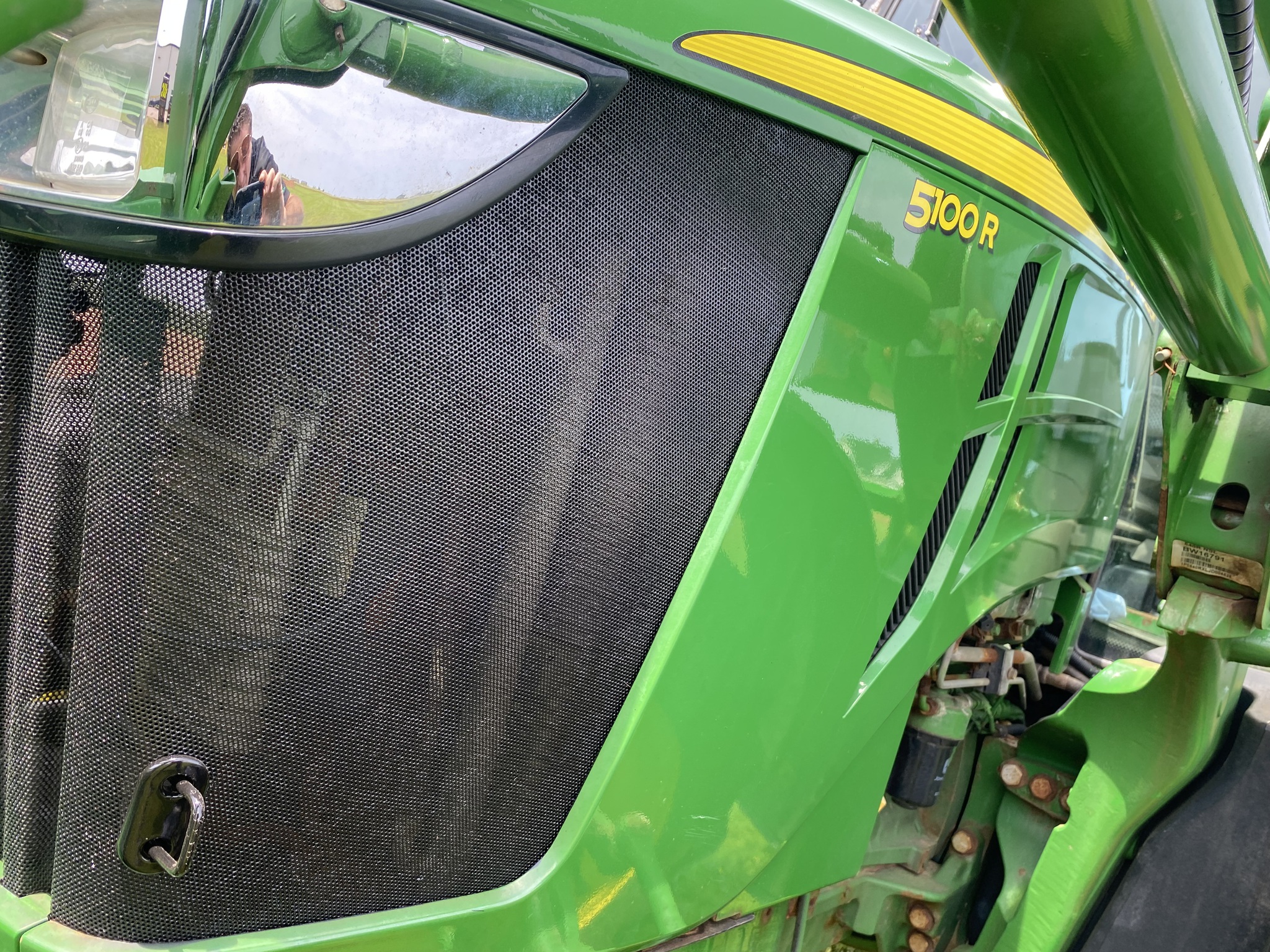 2018 John Deere 5100R Image 12