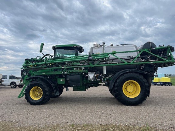 2023 John Deere 800R (2nd thumbnail)