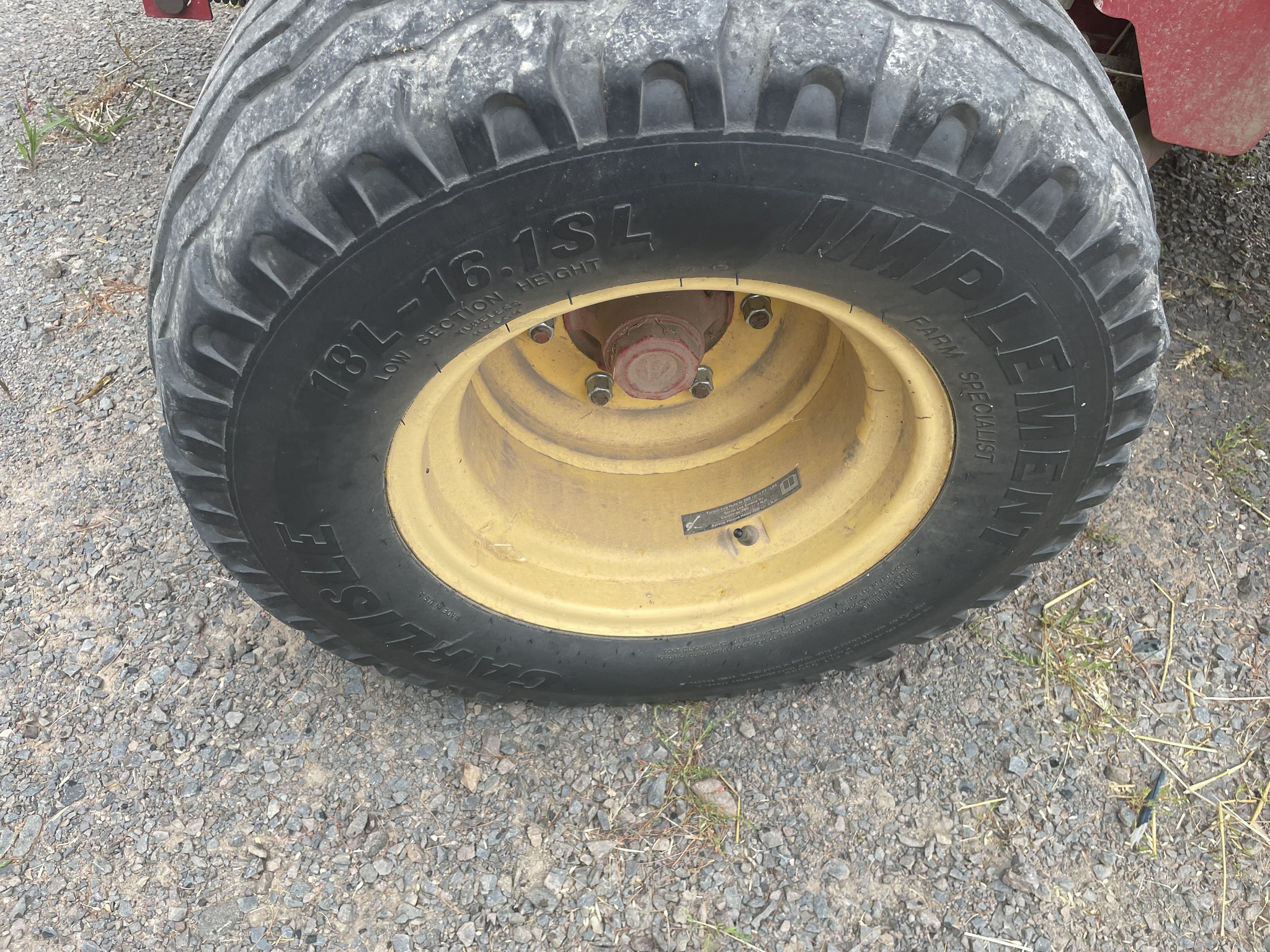 2011 New Holland BR7060 Image 9