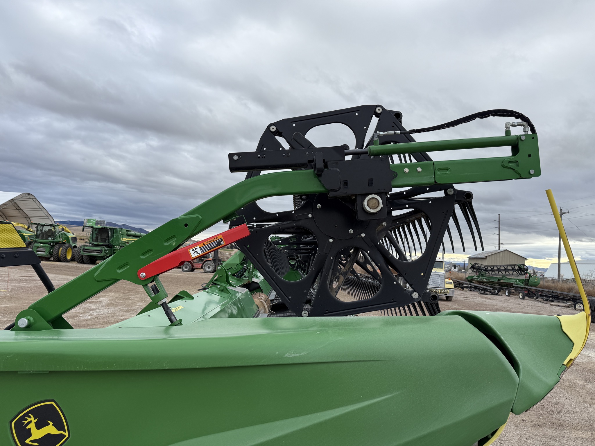 2024 John Deere HD35R Image 9