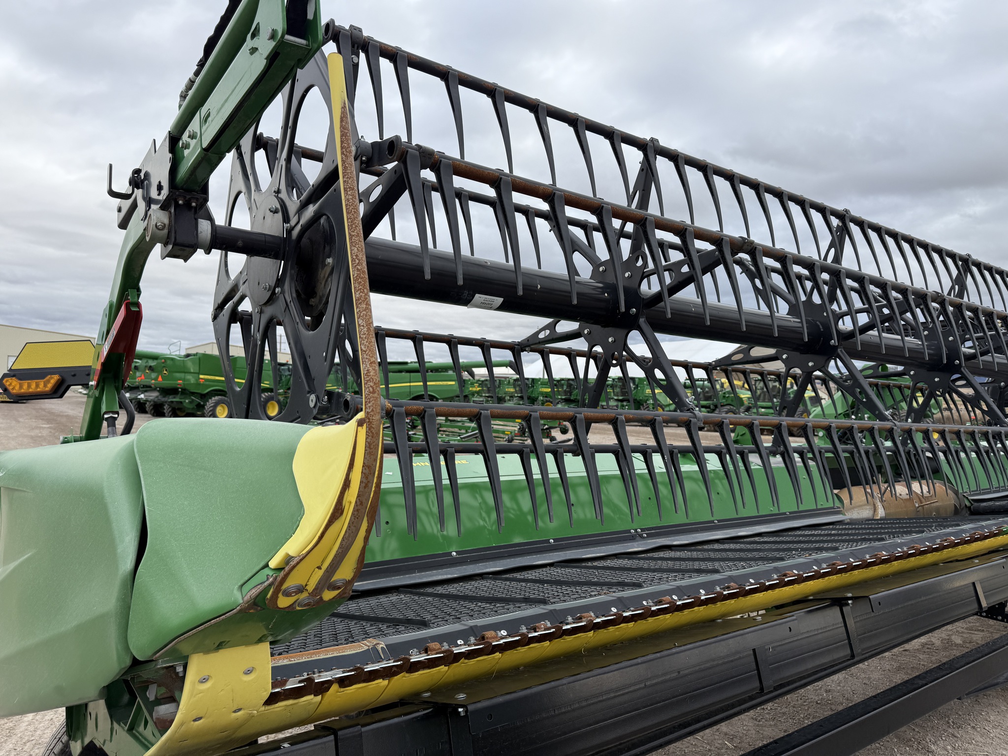 2024 John Deere HD35R Image 11