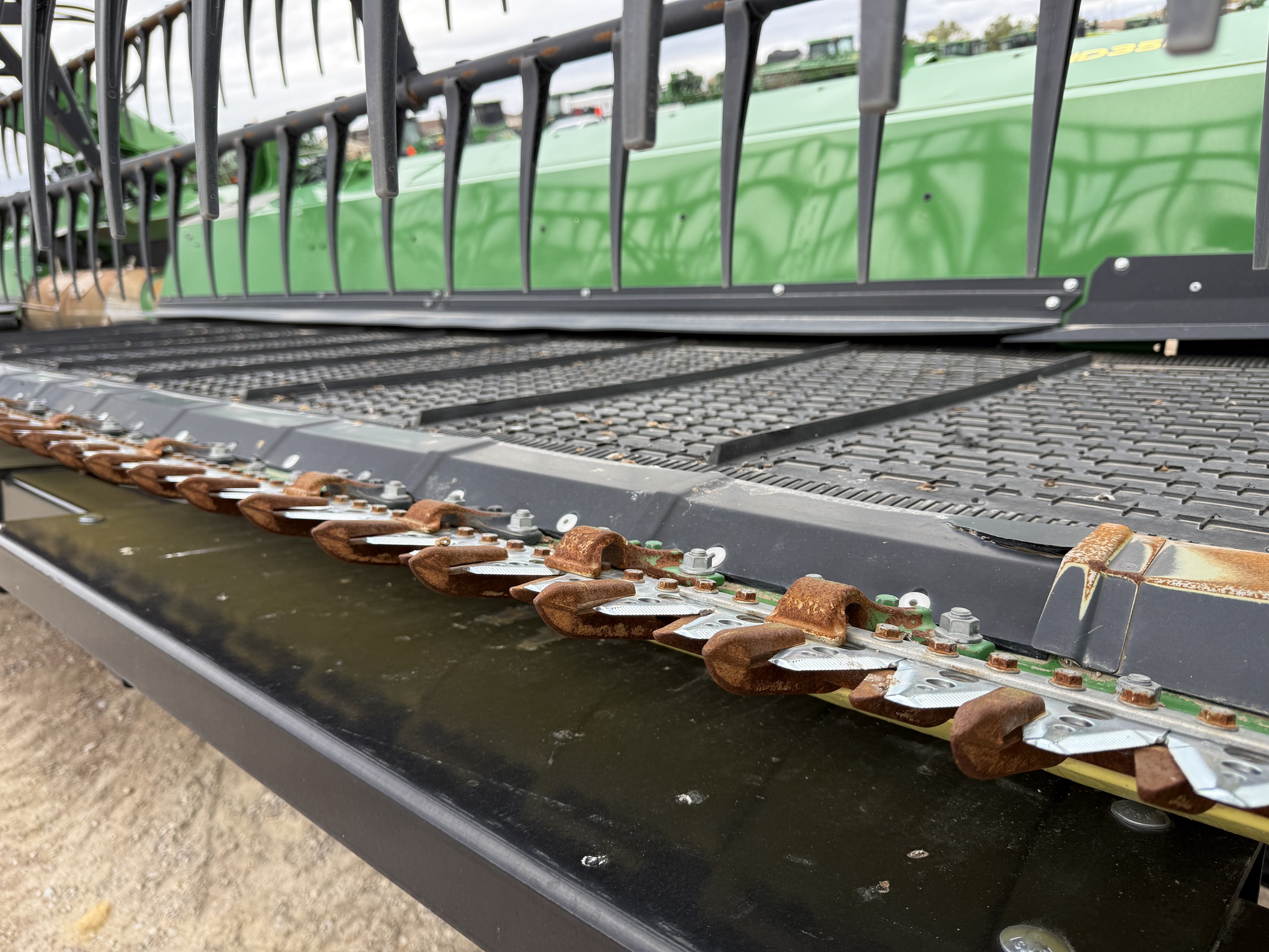 2024 John Deere HD35R Image 15