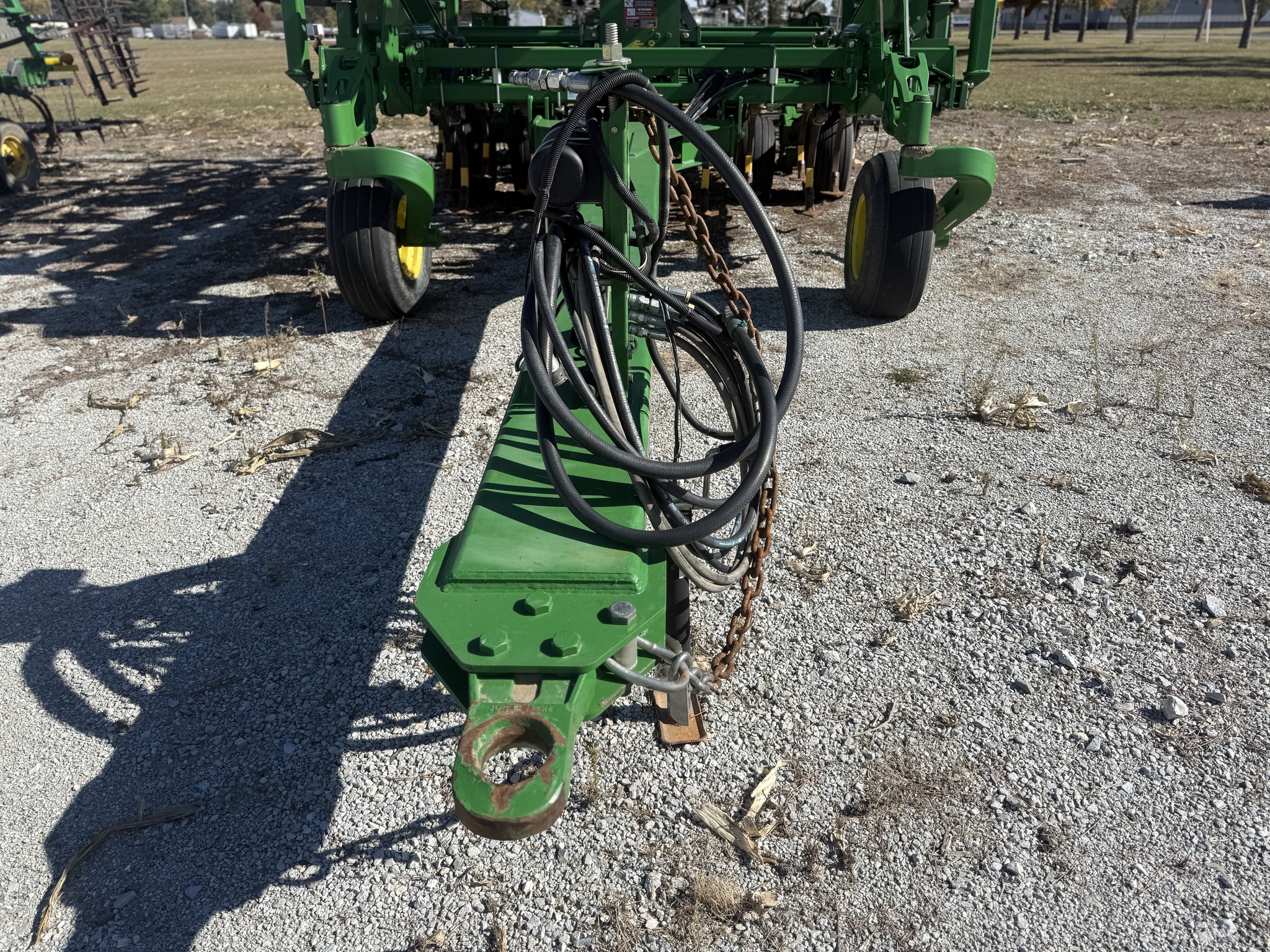 2013 John Deere 2210 Image 4