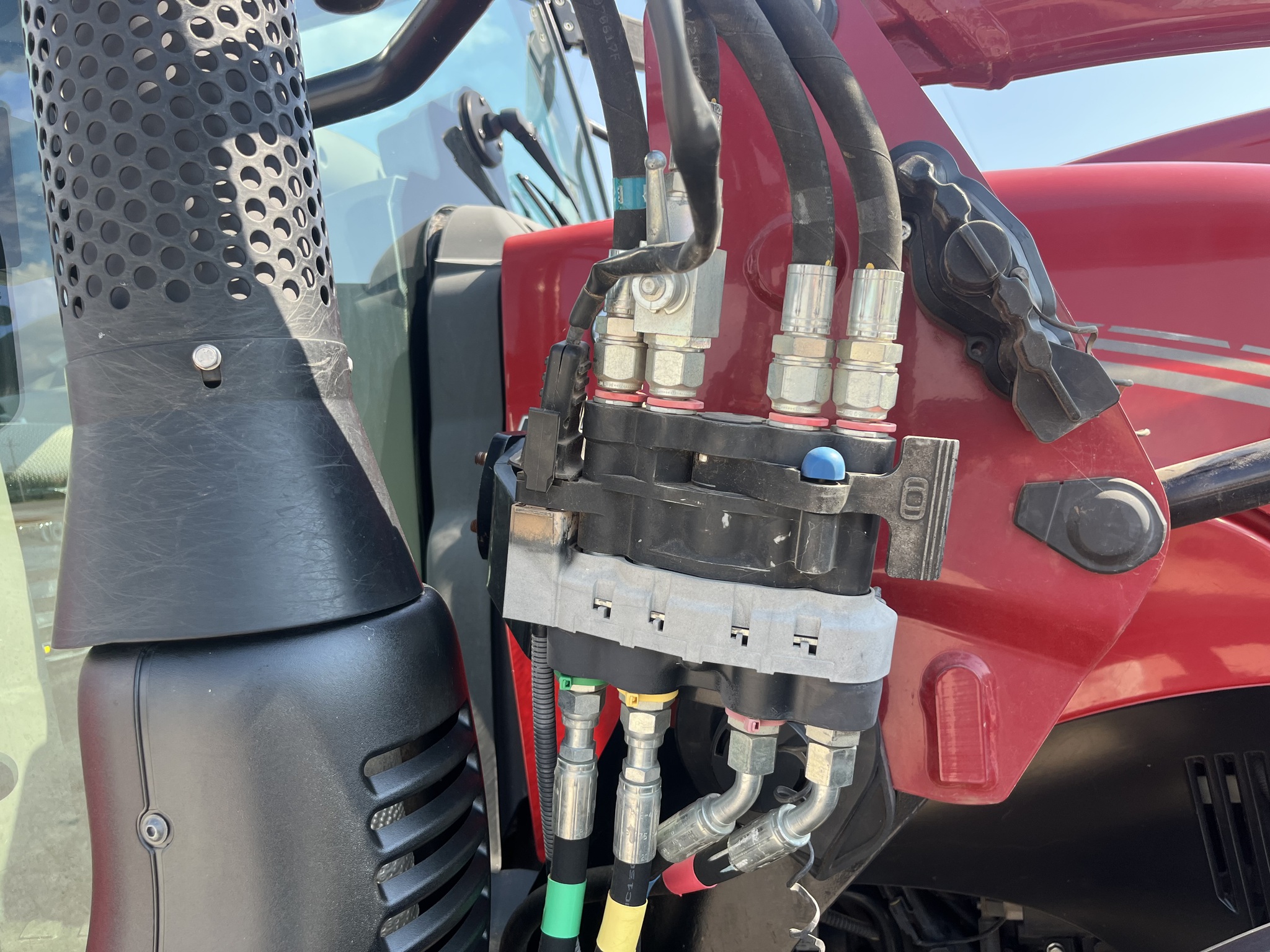 2017 Case IH 120U Image 13