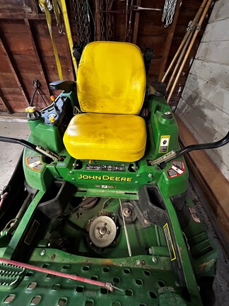 Photo of 2012 John Deere Z925A