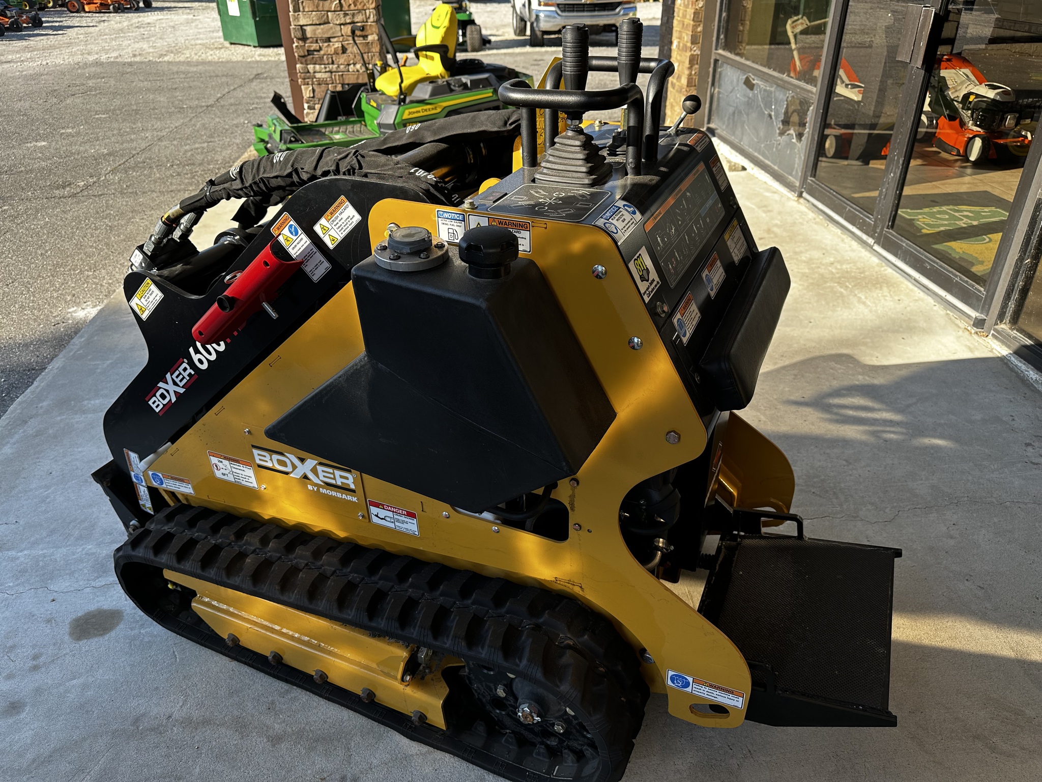 2025 Boxer 600HD Image 4
