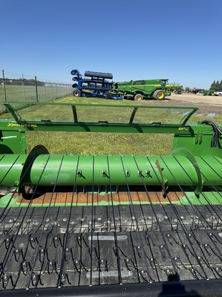 Used 2023 John Deere BP15 Combine Platforms at Horizon Ag & Turf in Lloydminster, AB - Photo2