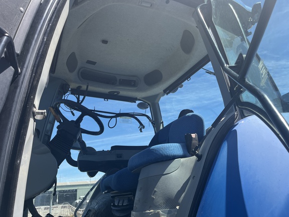 New Holland T8.410 image 9