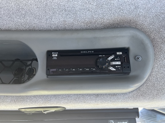 New Holland T8.410 image 16