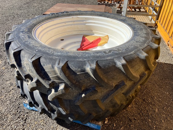 New Holland T8.410 image 31