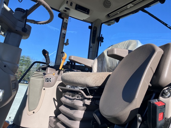 2023 John Deere 6120M