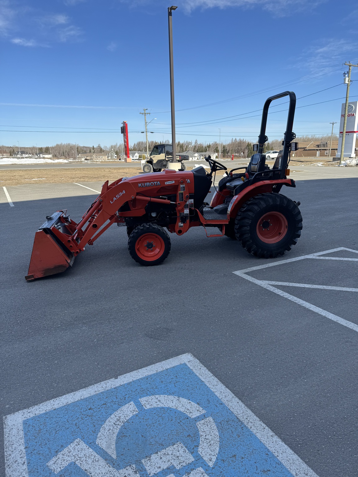 2015 Kubota B3350 Image 3