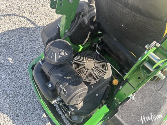 Photo of 2023 John Deere Z930M