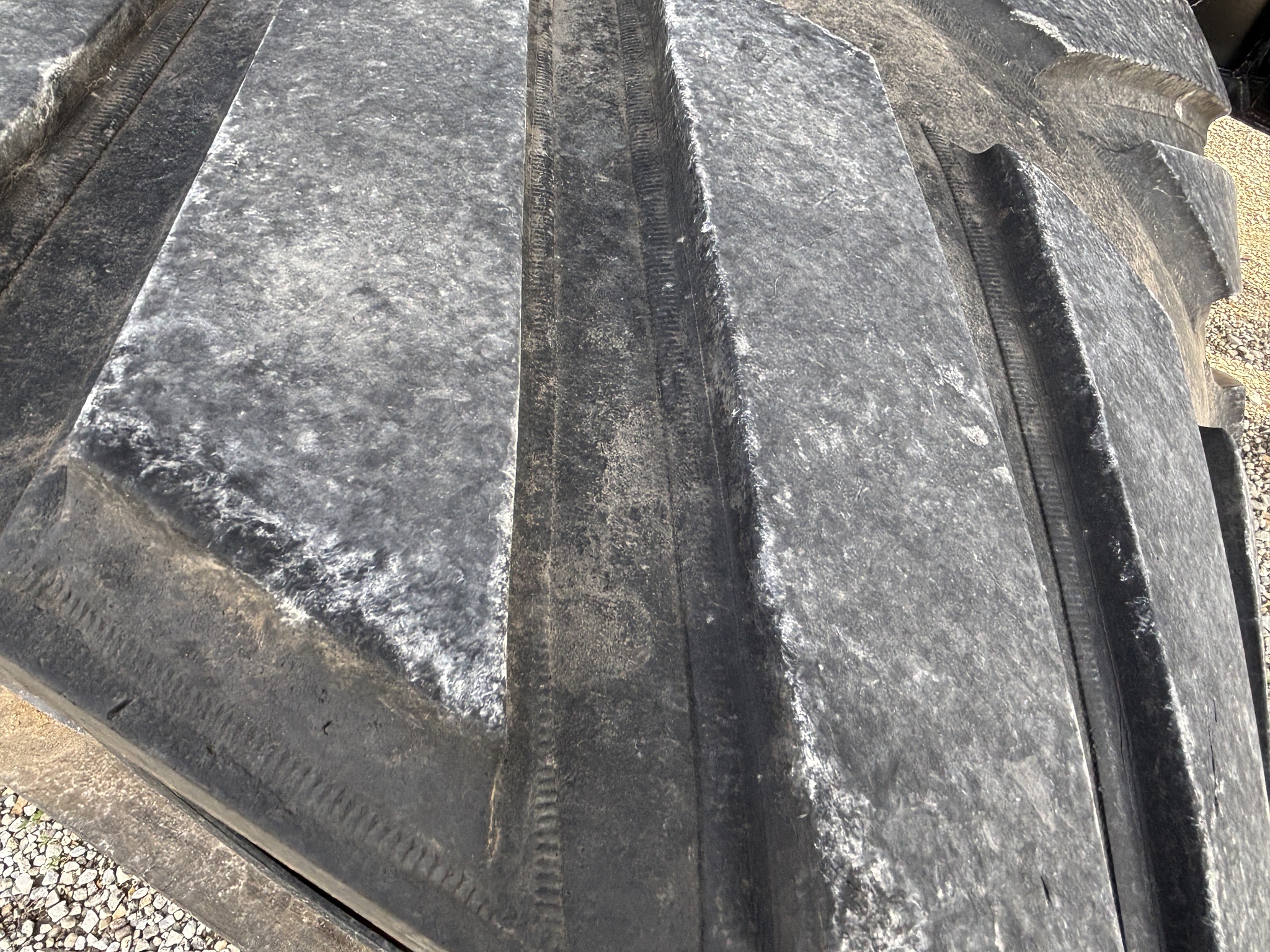 Used 2021 Kinze 1105 Grain Carts at Koenig Equipment in Greensburg, IN - PhotoXL11