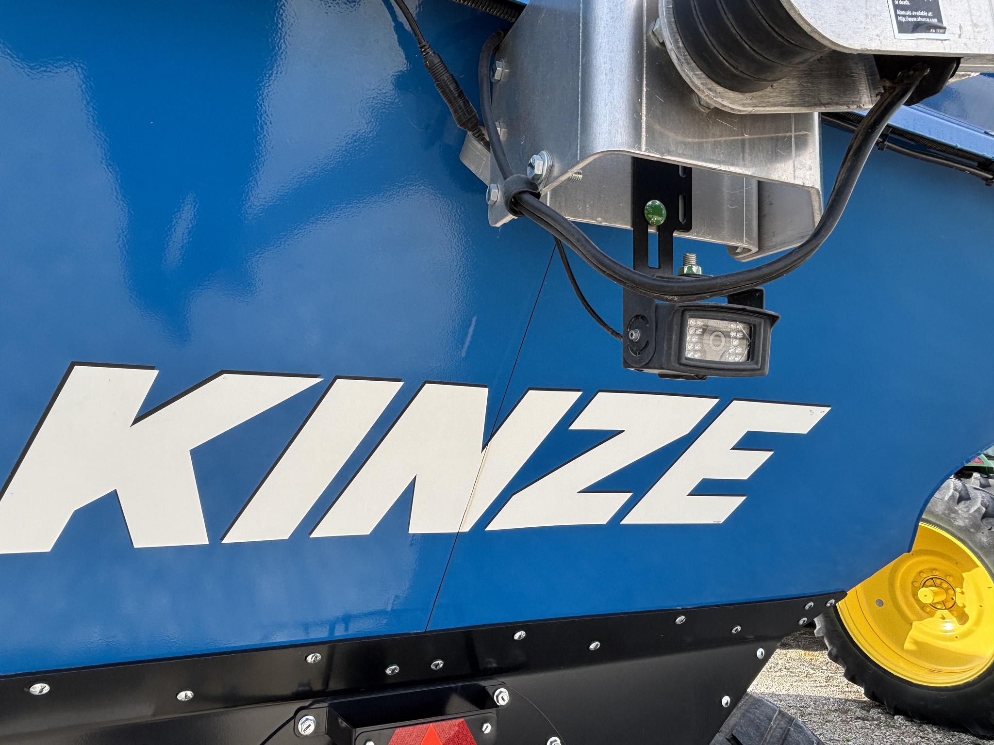 Used 2021 Kinze 1105 Grain Carts at Koenig Equipment in Greensburg, IN - PhotoXL16