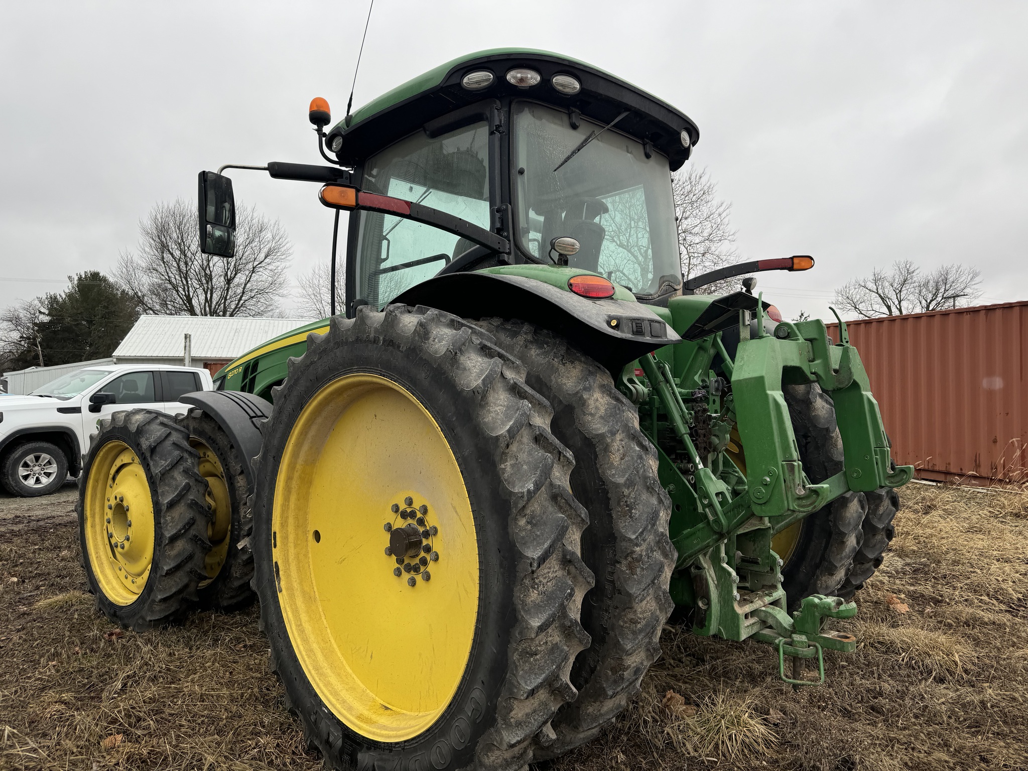 2017 John Deere 8270R Image 3