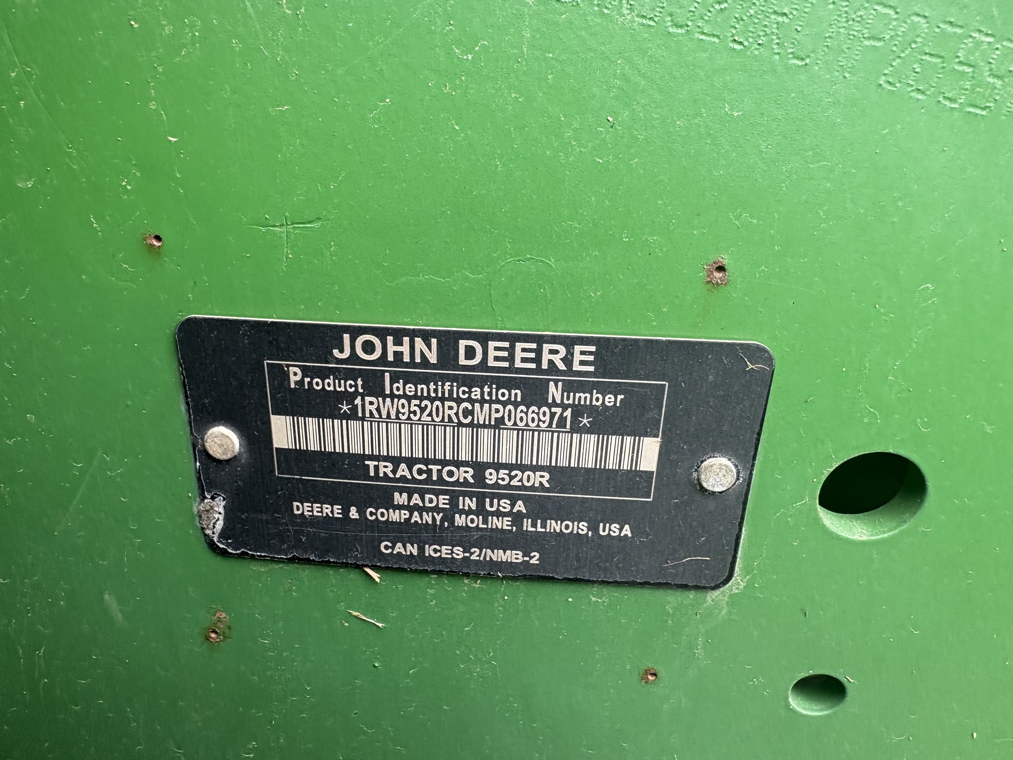  2021 John Deere 9520R at Heritage Tractor in Brimfield, IL