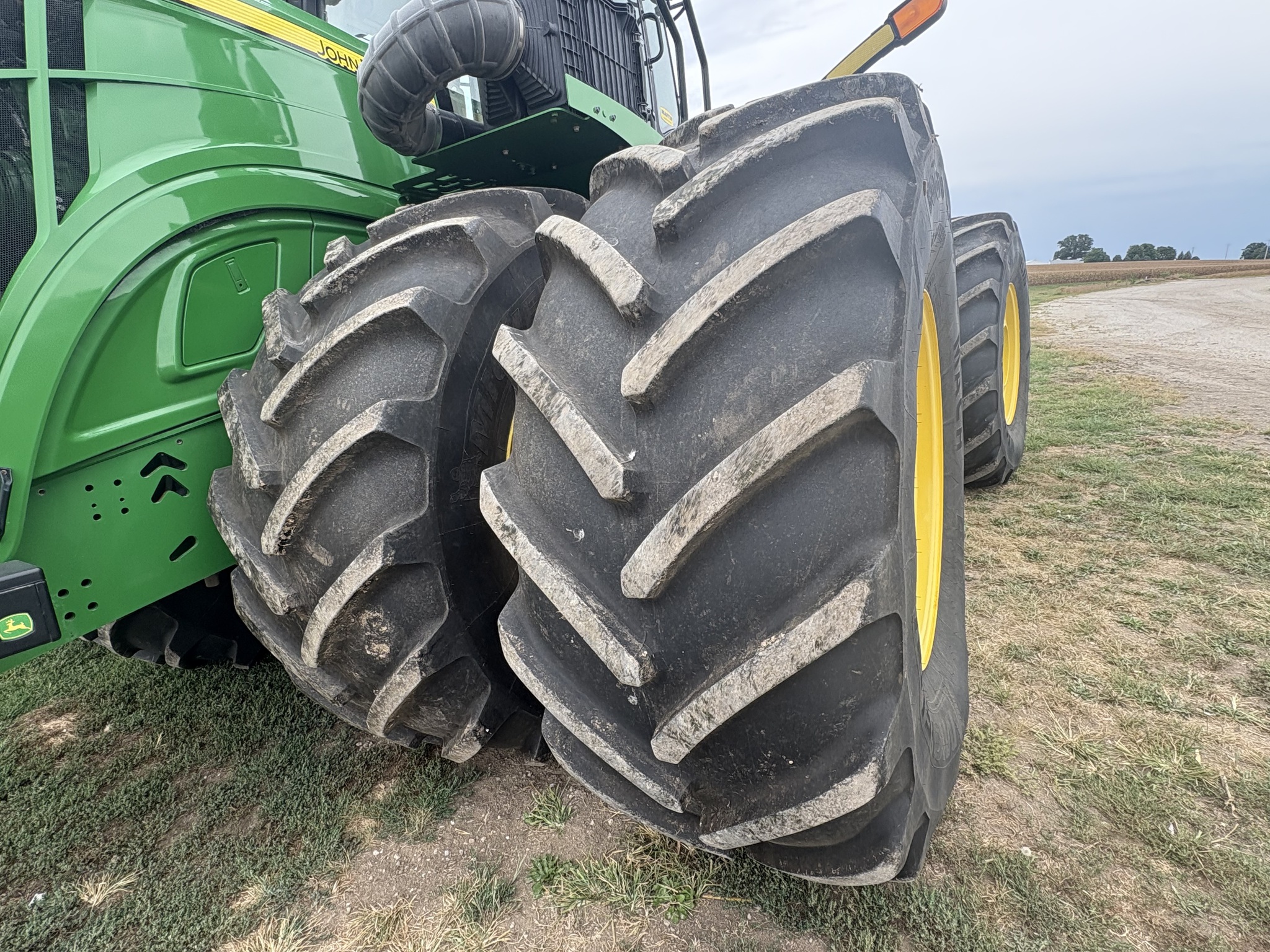  2021 John Deere 9520R at Heritage Tractor in Brimfield, IL