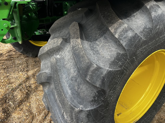 2024 John Deere 800R - Photo9