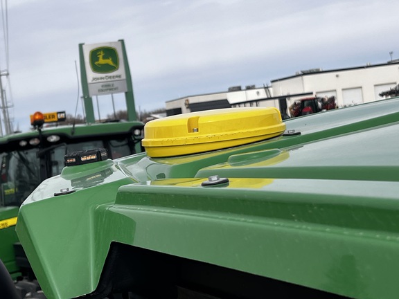 2024 John Deere 800R - Photo35