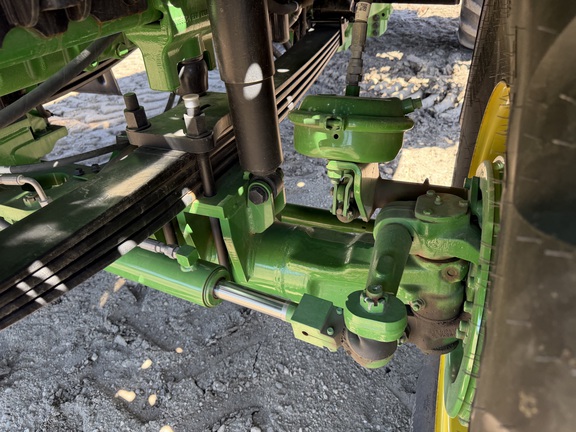 2024 John Deere 800R - Photo11