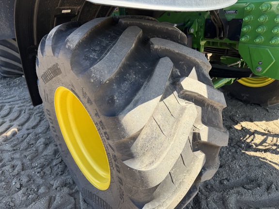 2024 John Deere 800R - Photo12