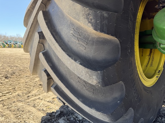 2024 John Deere 800R - Photo17
