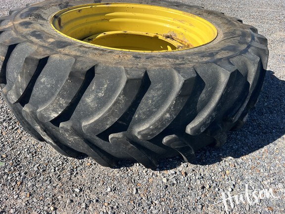 Photo of Firestone 620/70R46