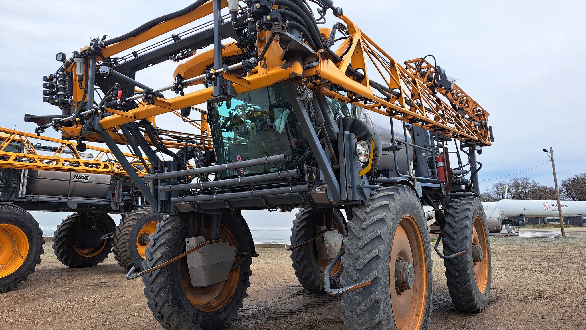  2019 Hagie STS12 at Heritage Tractor in Galesburg, IL