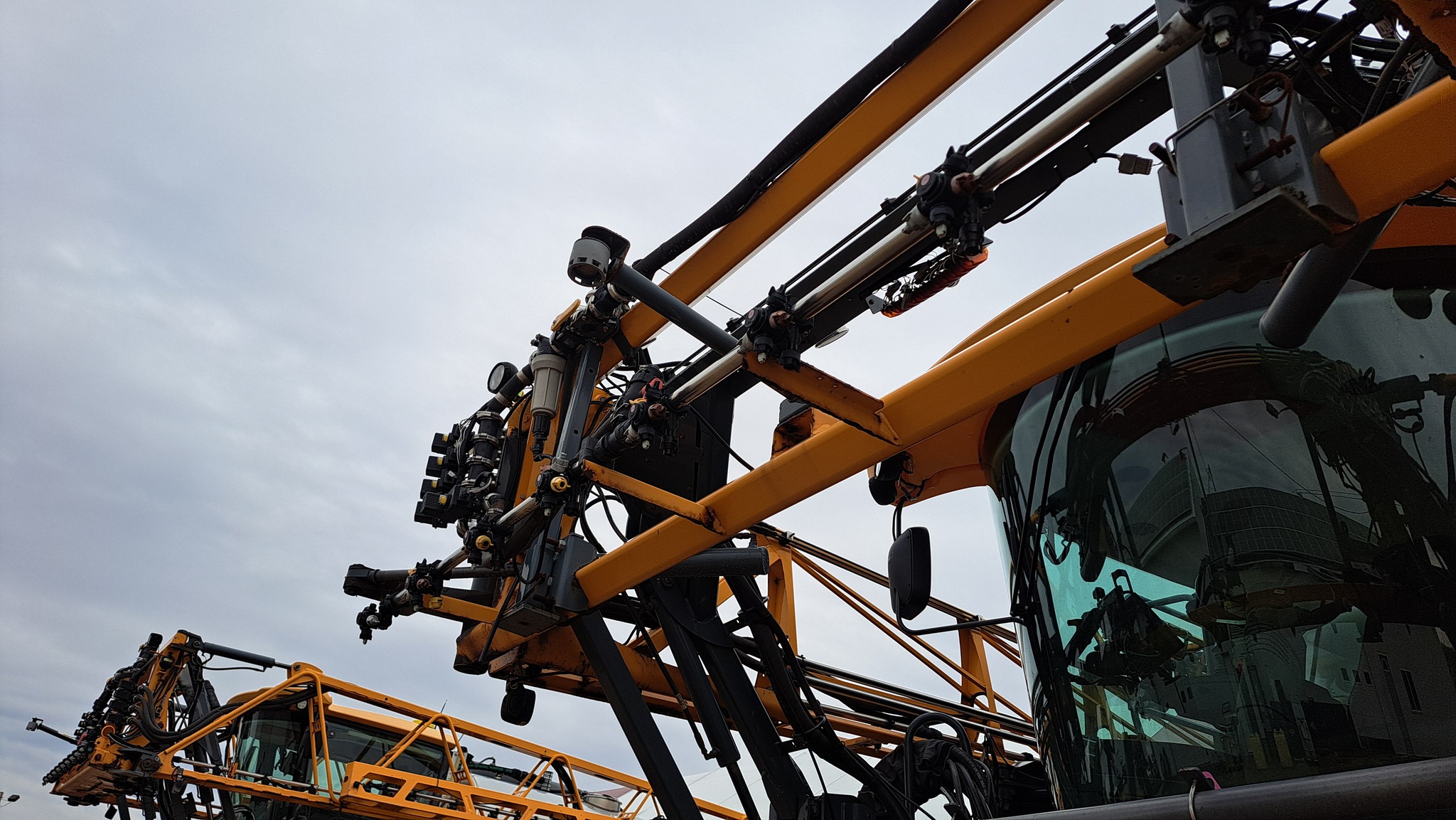  2019 Hagie STS12 at Heritage Tractor in Galesburg, IL