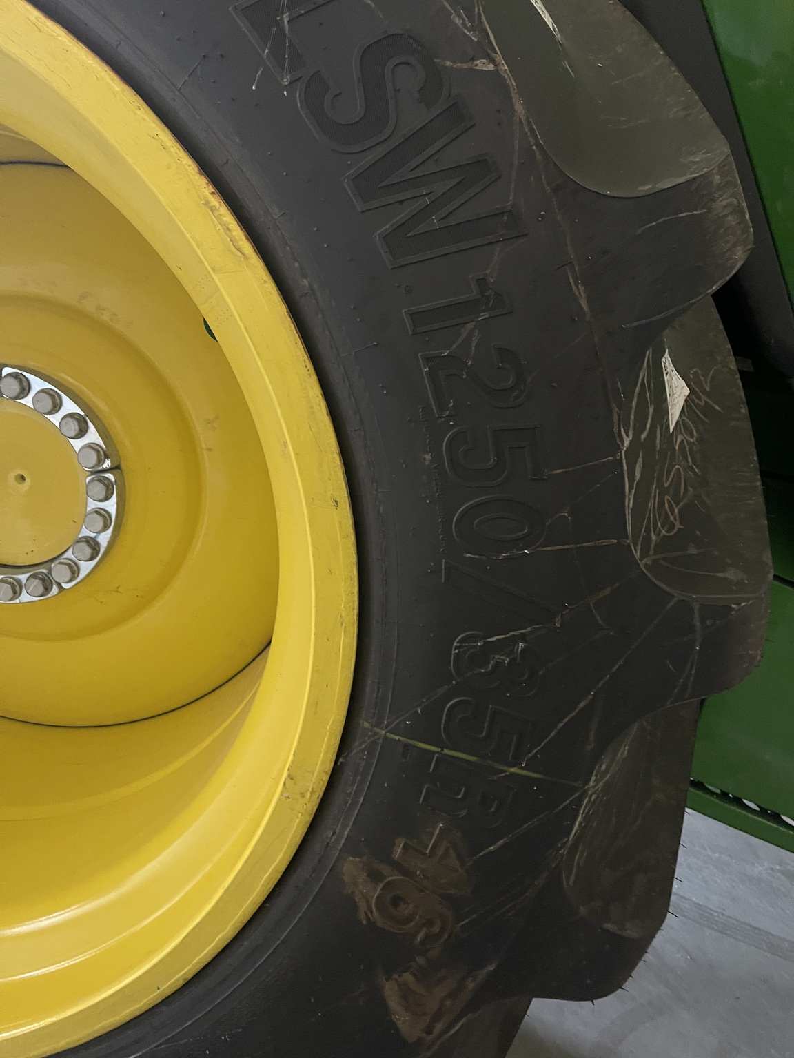 2025 John Deere S7 900 Image 3