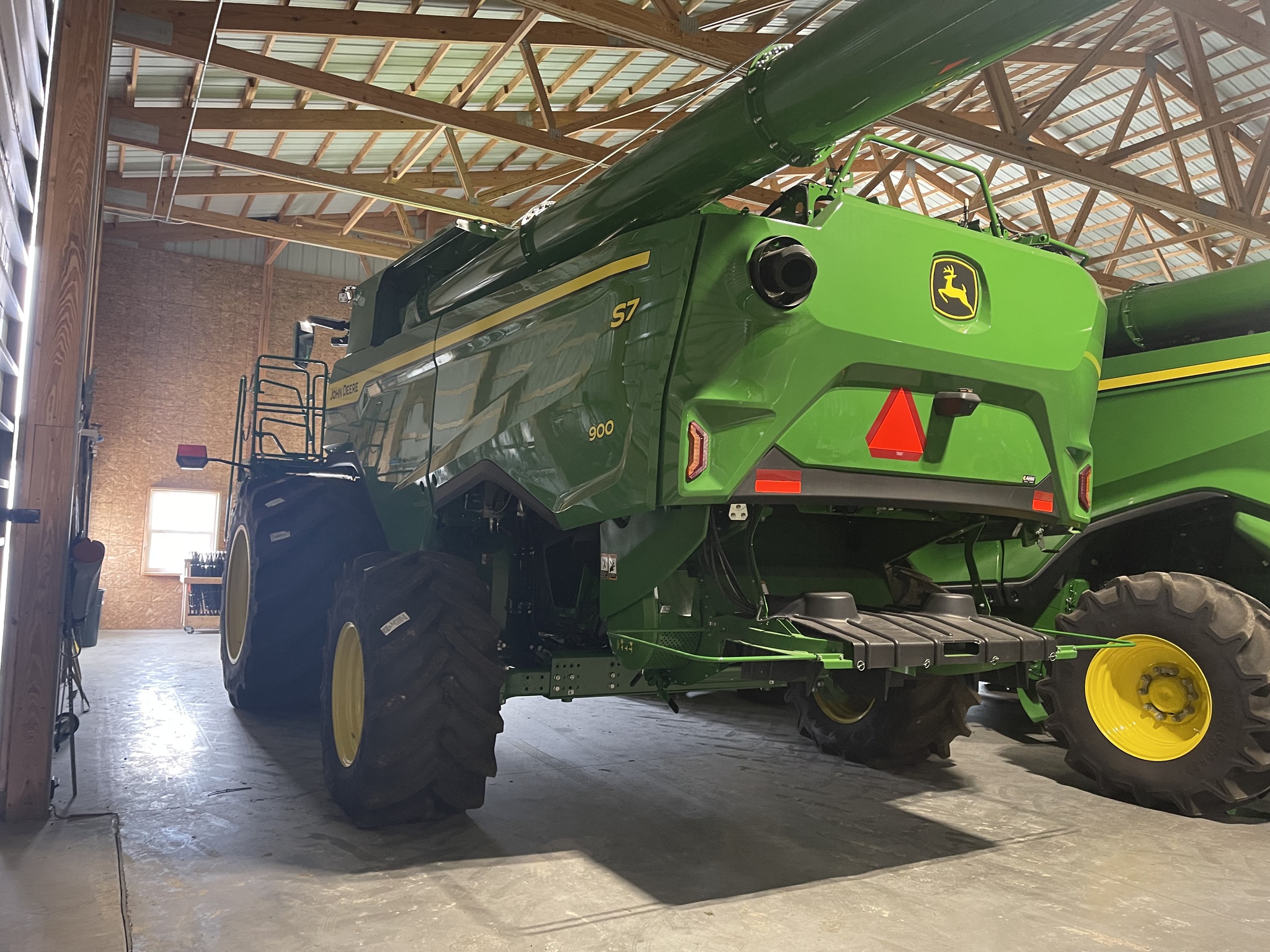 2025 John Deere S7 900 Image 5