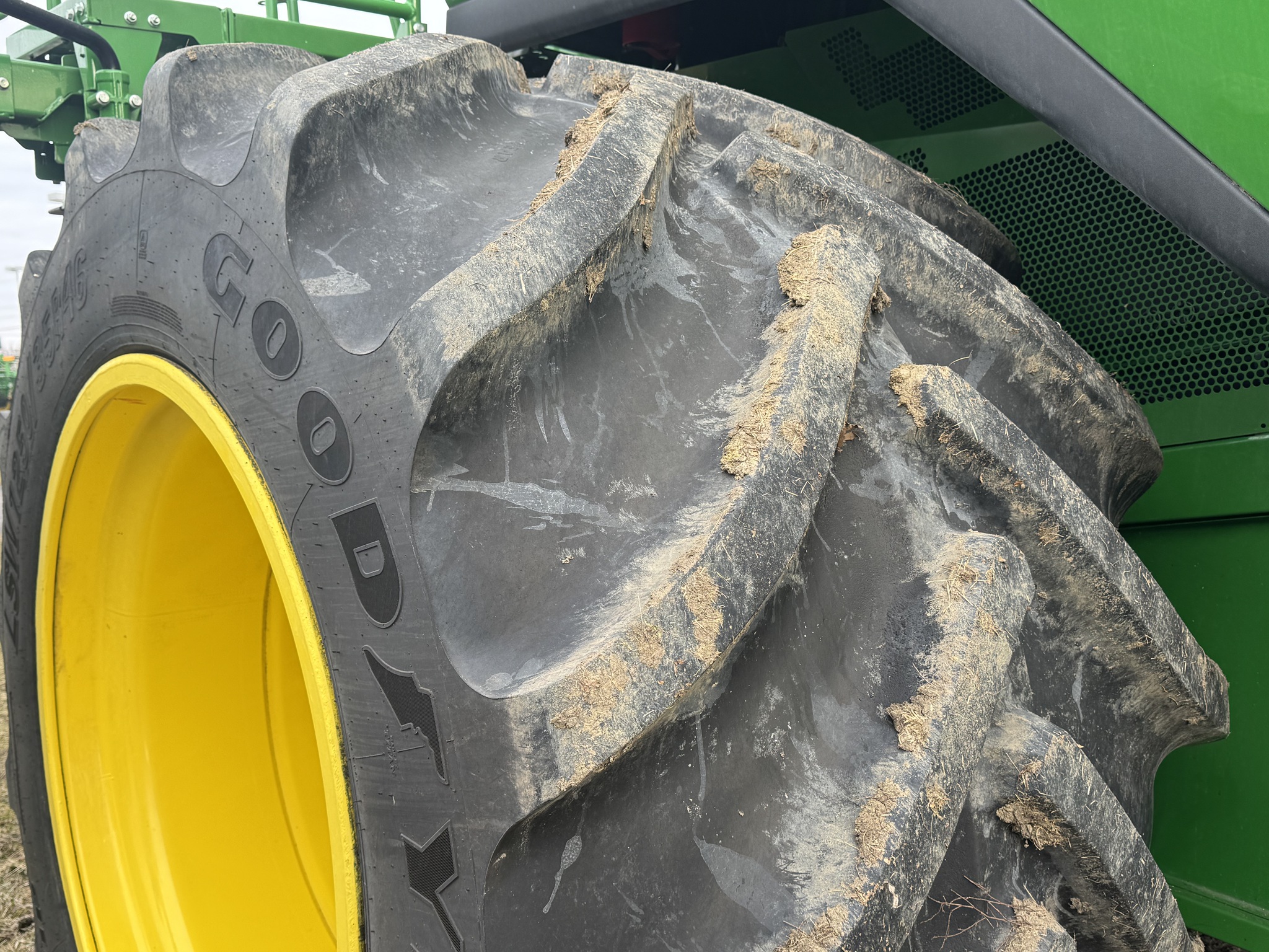 2025 John Deere S7 900 Image 6