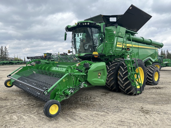 Photo of 2024 John Deere X9 1000