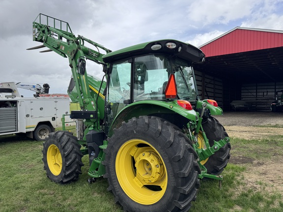 Used 2020 John Deere 5125R Utility Tractors at Horizon Ag & Turf in Edmonton West, AB - Photo3