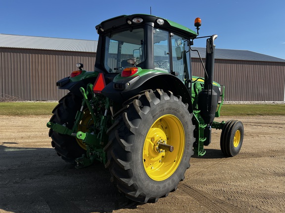 2024 John Deere 6155M - Photo3