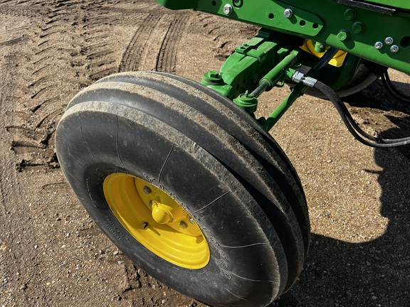 2024 John Deere 6155M - Photo10